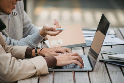 Étude thermique en ligne sur ordinateur pour préparer un dossier RE2020 et une attestation Bbio à distance